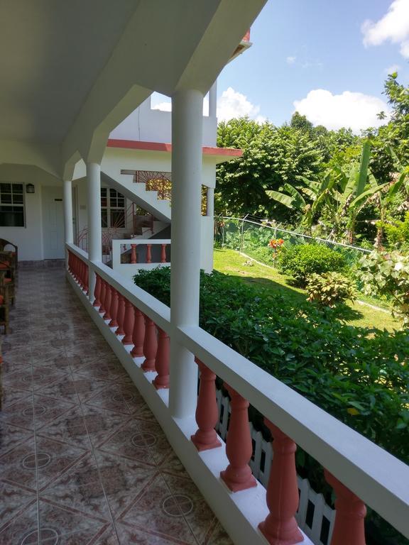 Polish Princess Guest House Port Antonio Kültér fotó